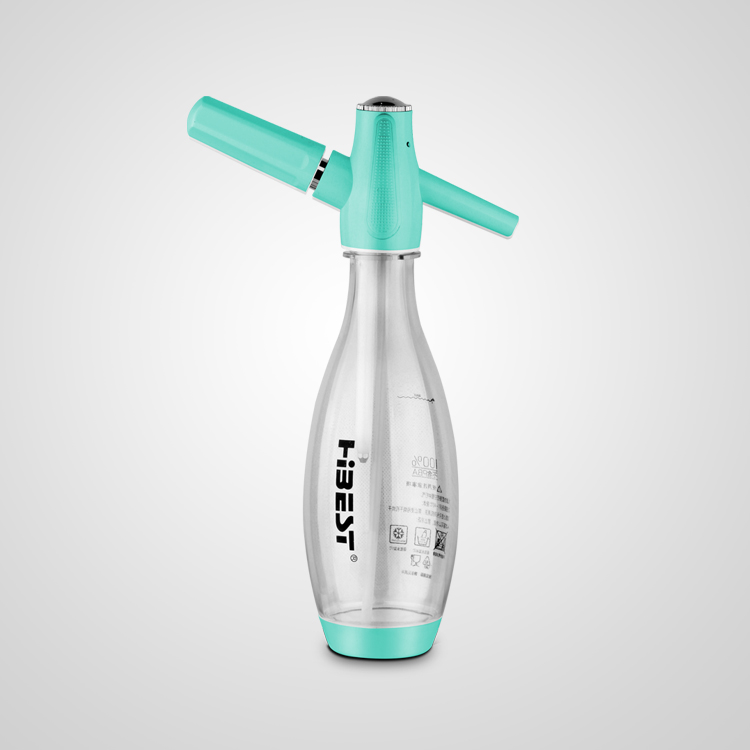 Portable bubble water machine